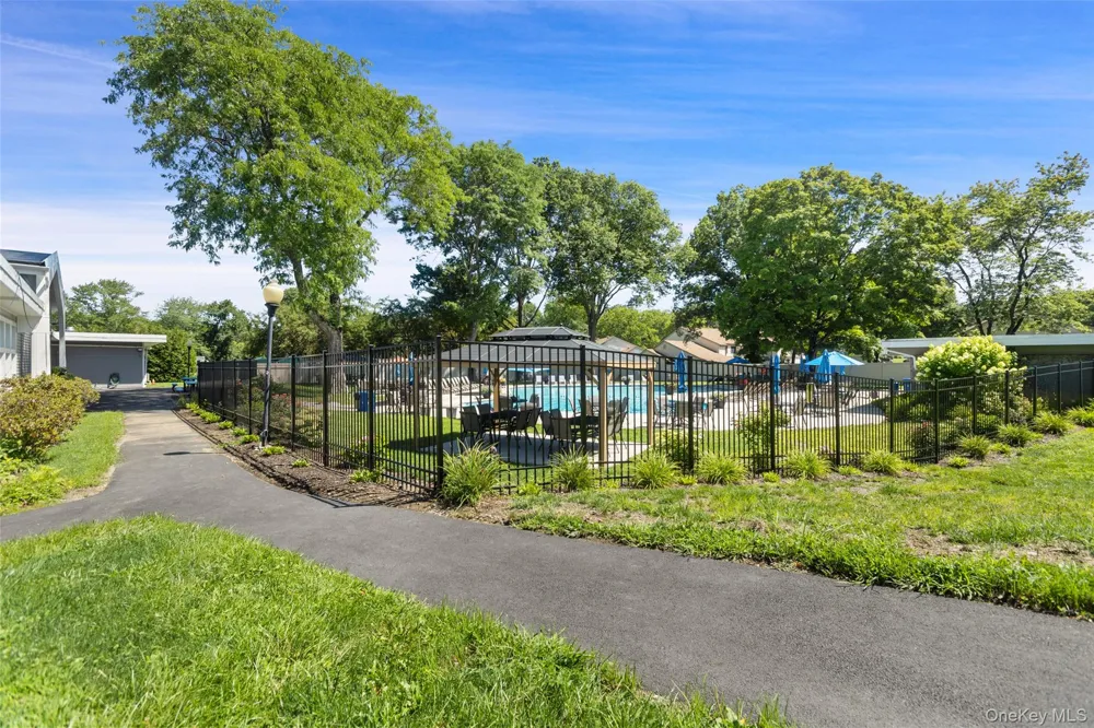 39 Sussex Drive #B Yorktown Heights, NY 10598