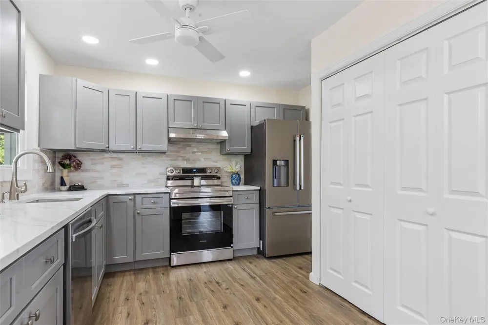 91 Circle Drive W Patchogue, NY 11772