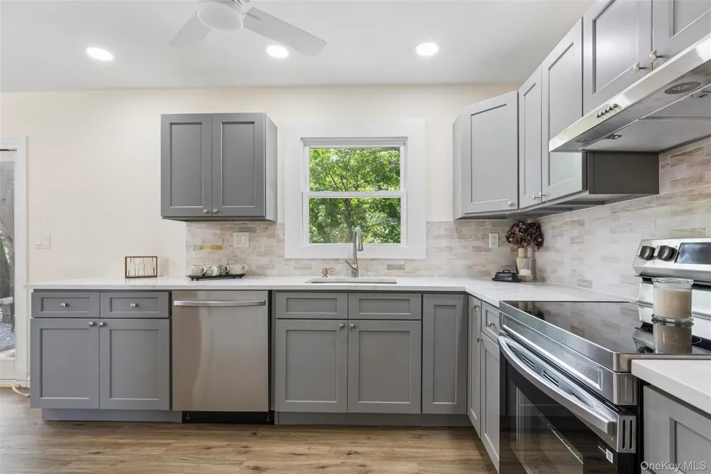 91 Circle Drive W Patchogue, NY 11772