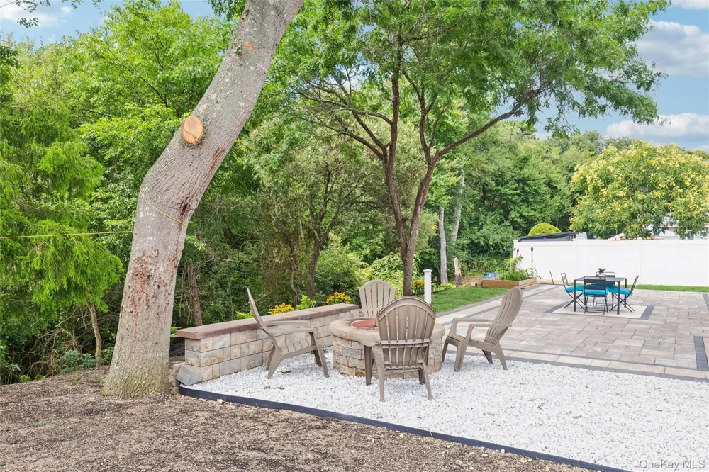 91 Circle Drive W Patchogue, NY 11772