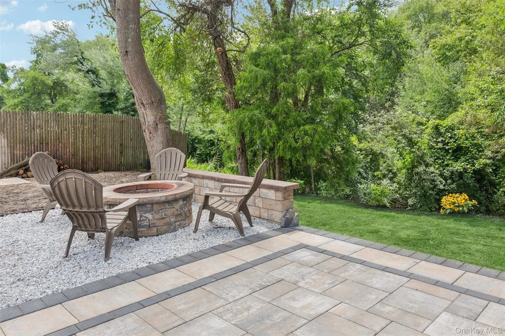91 Circle Drive W Patchogue, NY 11772