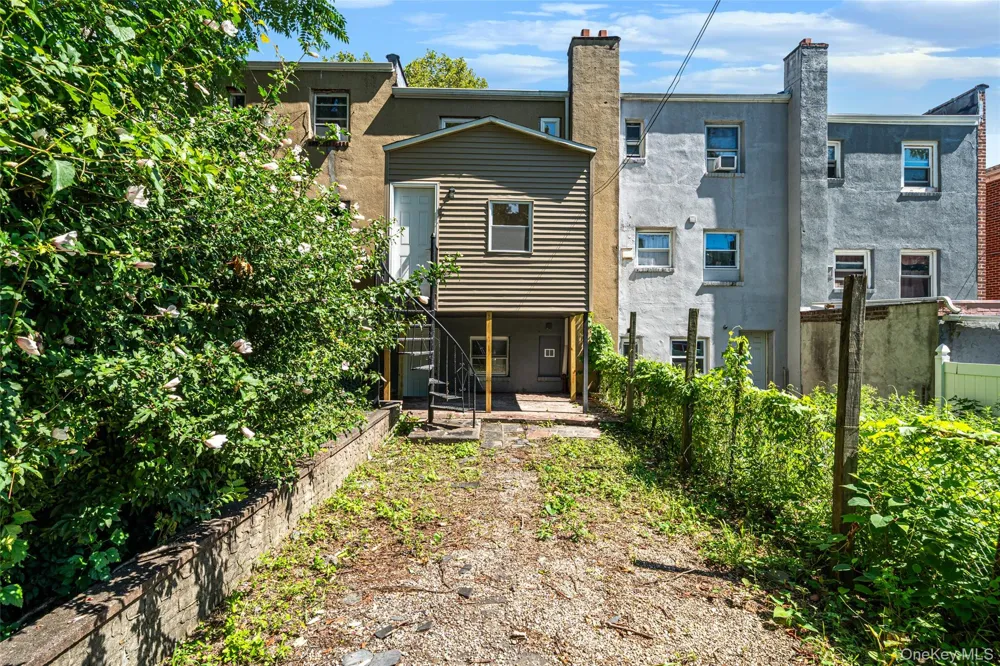 1010 E 230th Street Bronx, NY 10466