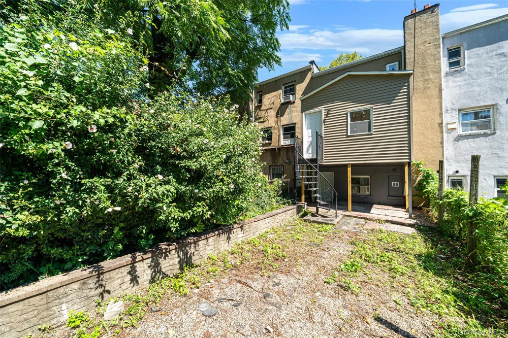 1010 E 230th Street Bronx, NY 10466