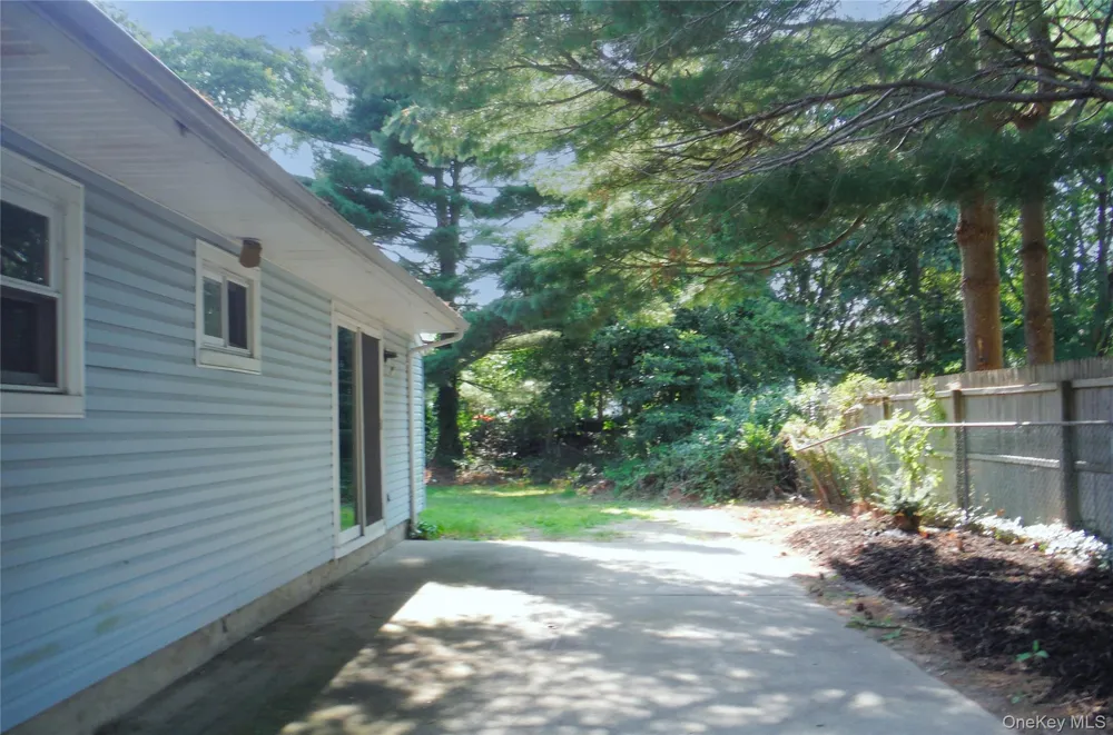 58 Terapin Street Mastic, NY 11950