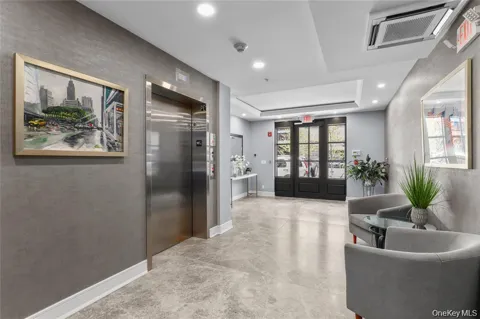 11 Purdy Street #401