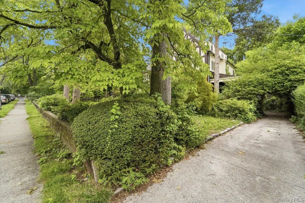 149 Esplanade Mount Vernon, NY 10553