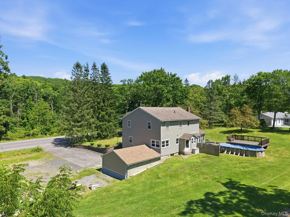 4019 State Route 52 Pine Bush, NY 12566
