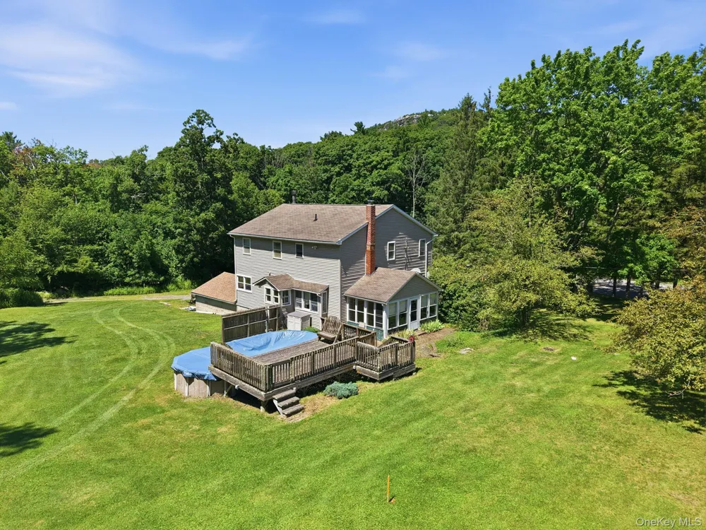 4019 State Route 52 Pine Bush, NY 12566