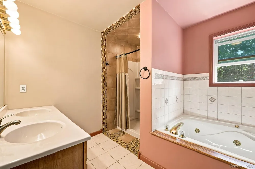 4019 State Route 52 Pine Bush, NY 12566