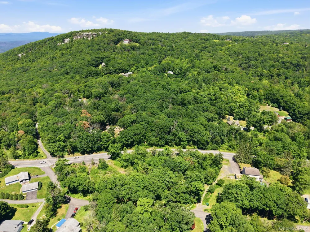 4019 State Route 52 Pine Bush, NY 12566