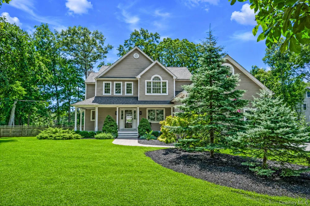 15 Cedar Lane East Patchogue, NY 11772