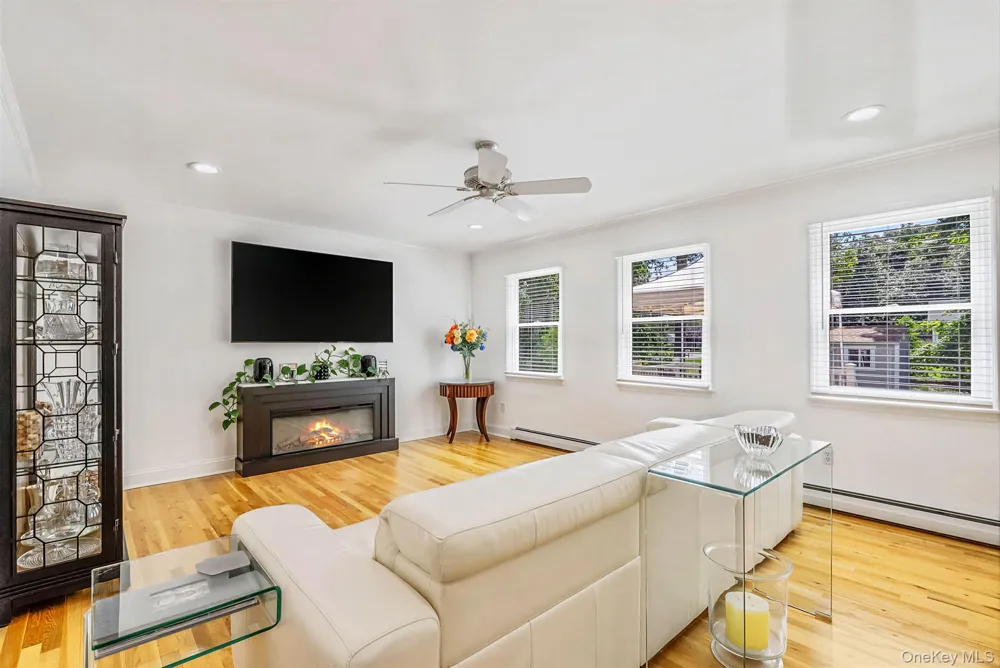 15 Cedar Lane East Patchogue, NY 11772