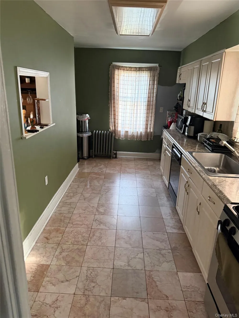 20905 Hollis Avenue Queens Village, NY 11429