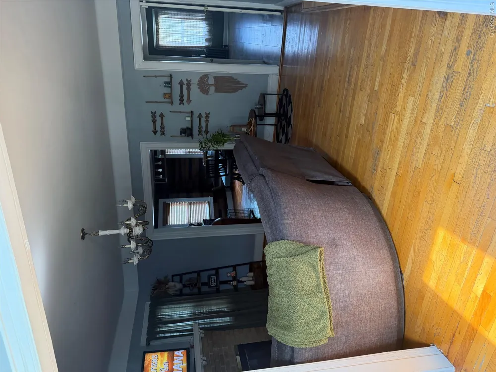 20905 Hollis Avenue Queens Village, NY 11429