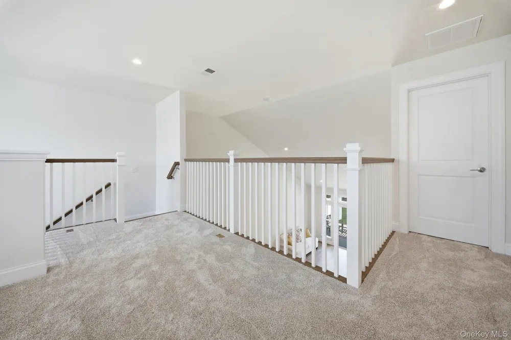72 Farm Acre Circle Mount Sinai, NY 11766