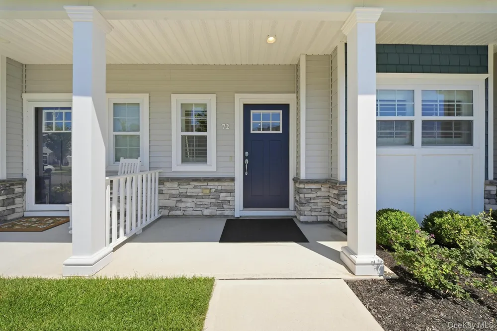 72 Farm Acre Circle Mount Sinai, NY 11766