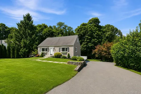 2723 Windmill Drive