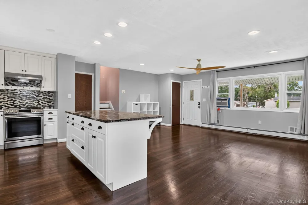 30 Chestnut Avenue Middletown, NY 10940