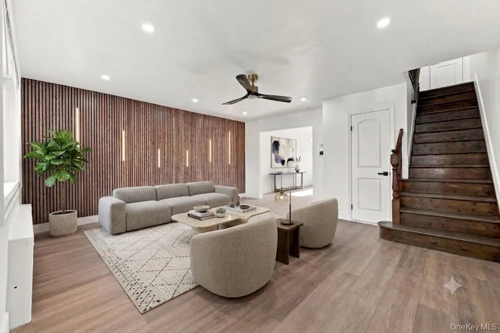 65-40 79th Street Middle Village, NY 11379