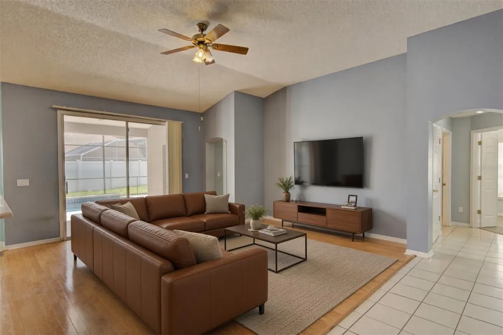 2688 SUGAR PINE RUN Oviedo, FL 32765