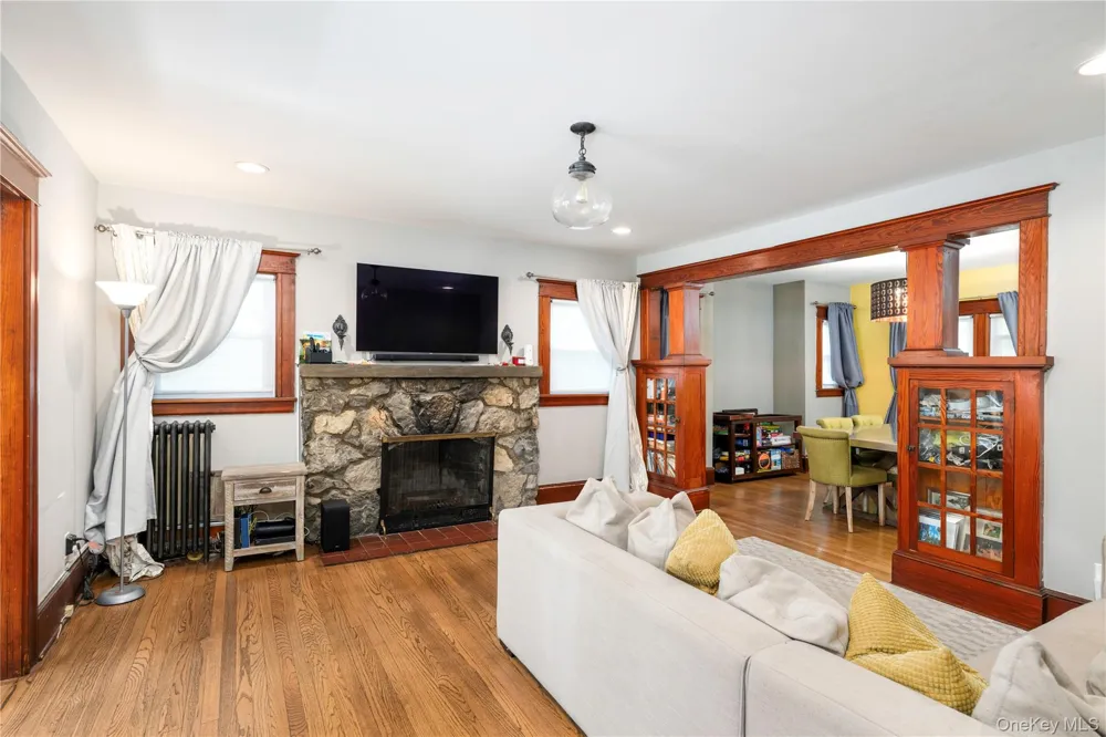 8 Mitchell Avenue Poughkeepsie, NY 12603