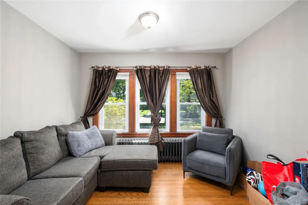 8 Mitchell Avenue Poughkeepsie, NY 12603