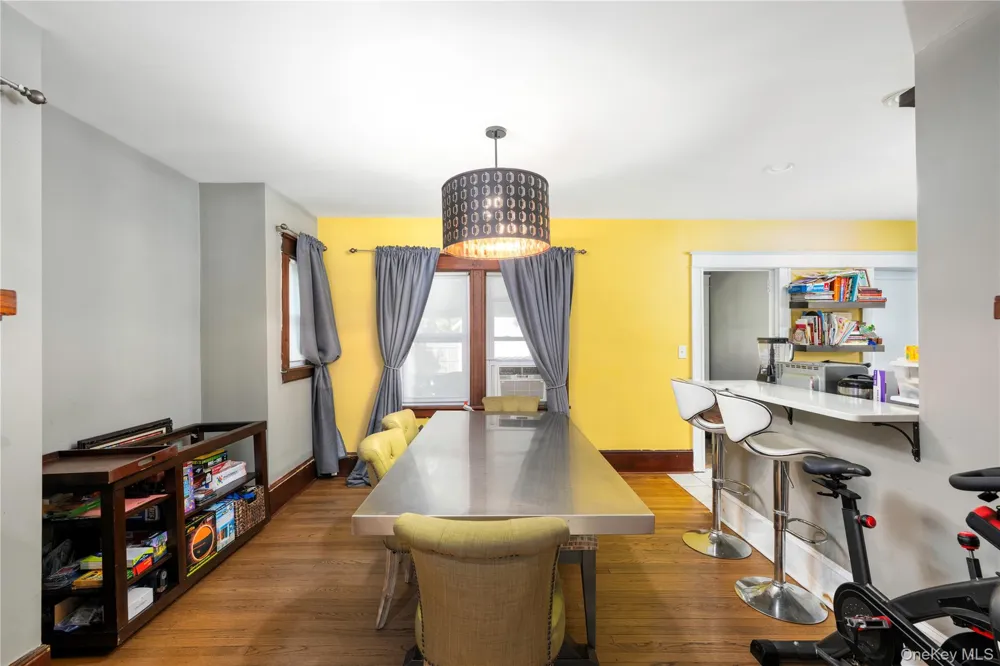 8 Mitchell Avenue Poughkeepsie, NY 12603