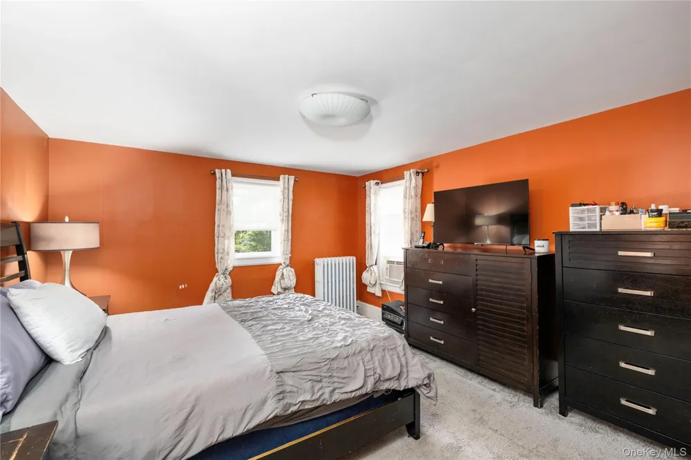 8 Mitchell Avenue Poughkeepsie, NY 12603