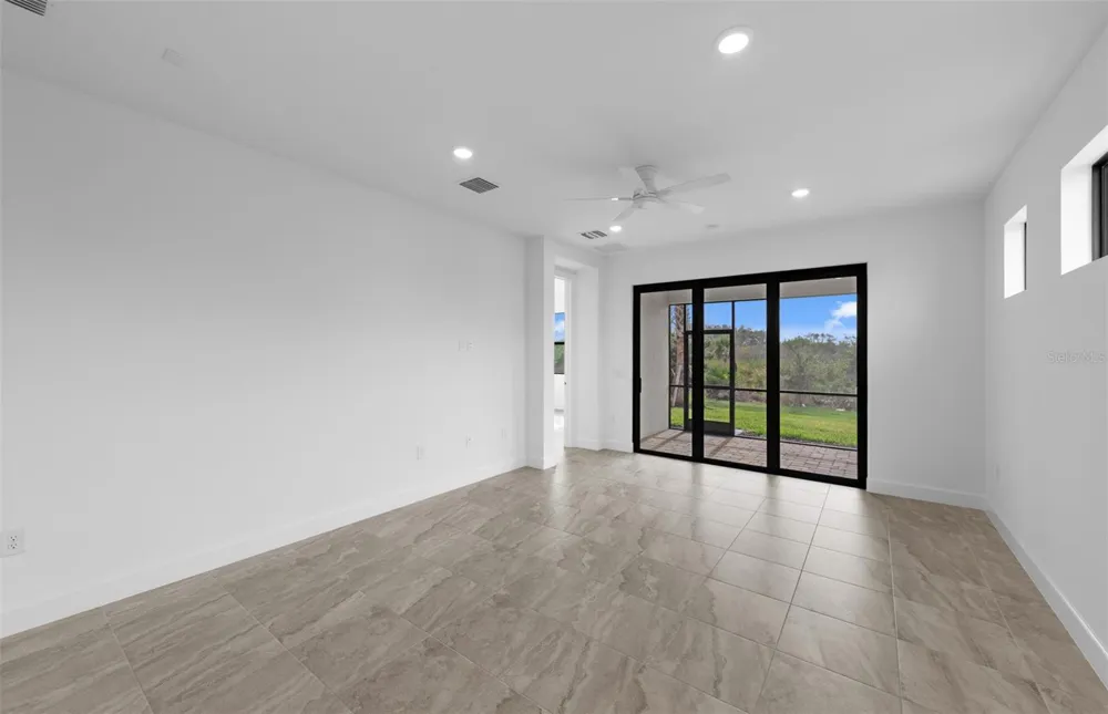 18937 INDIAN ROCK PLACE Lakewood Ranch, FL 34211