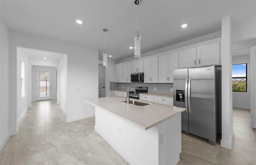 18937 INDIAN ROCK PLACE Lakewood Ranch, FL 34211