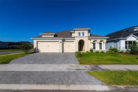 525 MOSAIC BOULEVARD