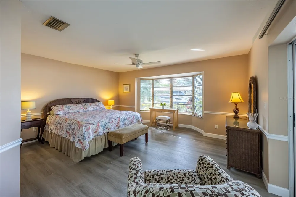 3316 SE 19TH PLACE Cape Coral, FL 33904