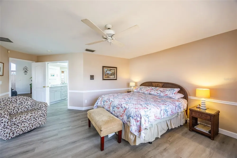 3316 SE 19TH PLACE Cape Coral, FL 33904