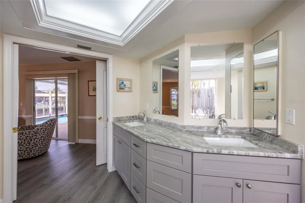 3316 SE 19TH PLACE Cape Coral, FL 33904