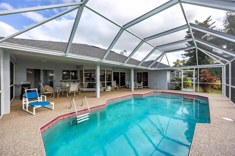 3316 SE 19TH PLACE Cape Coral, FL 33904