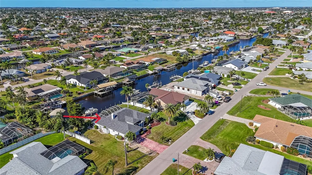 3316 SE 19TH PLACE Cape Coral, FL 33904