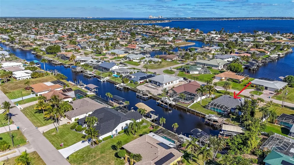 3316 SE 19TH PLACE Cape Coral, FL 33904