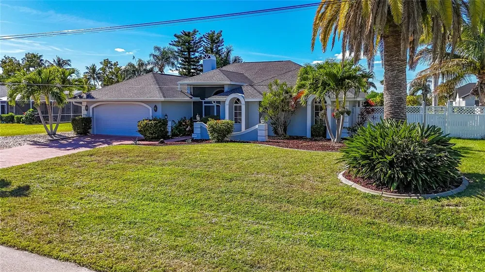 3316 SE 19TH PLACE Cape Coral, FL 33904