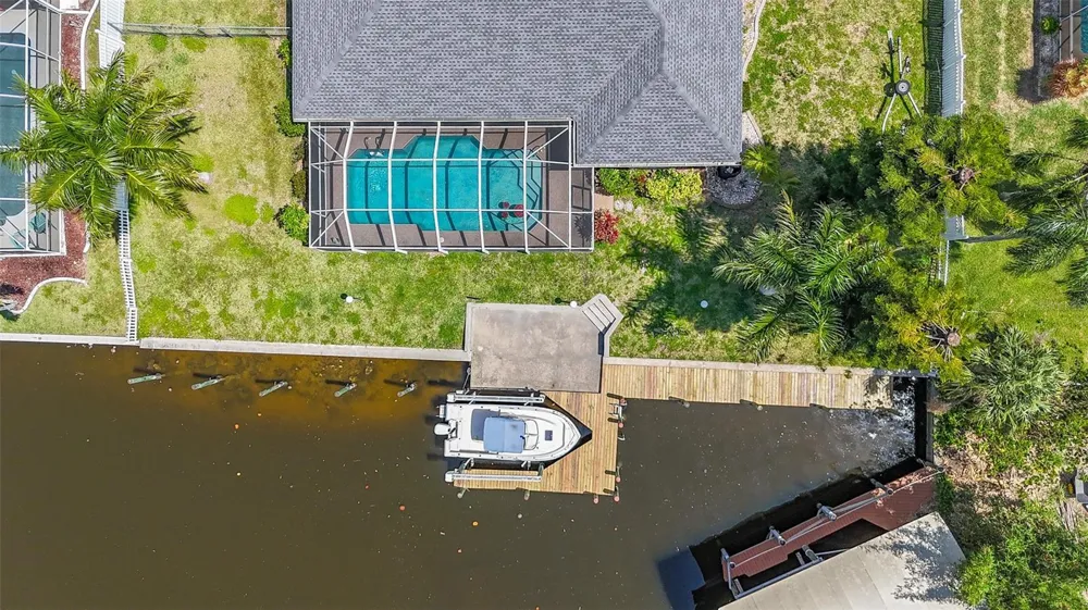 3316 SE 19TH PLACE Cape Coral, FL 33904