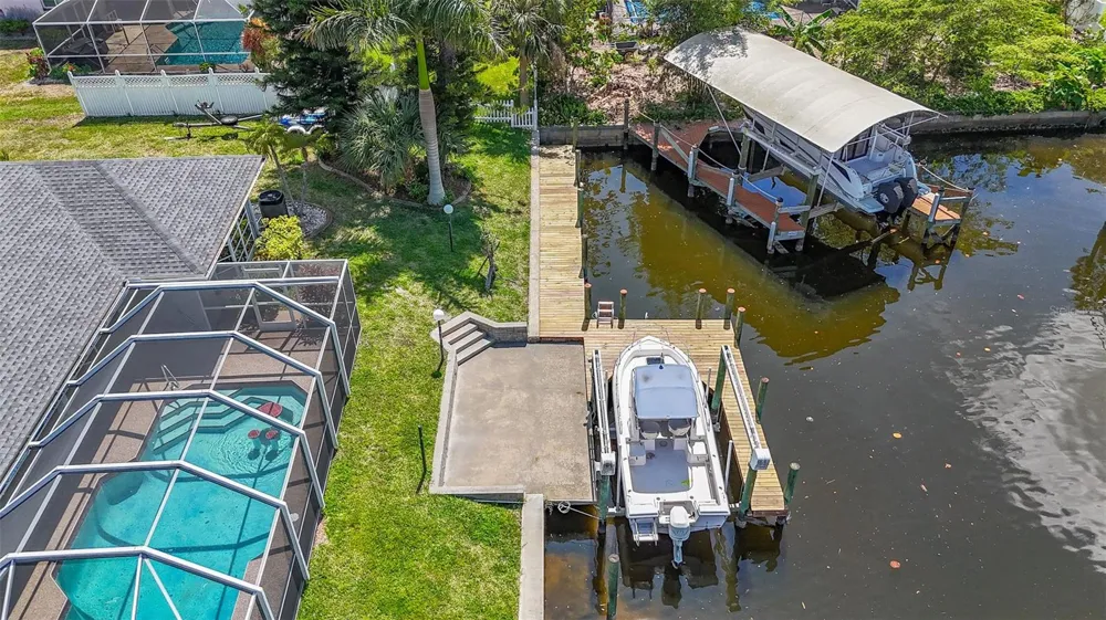 3316 SE 19TH PLACE Cape Coral, FL 33904