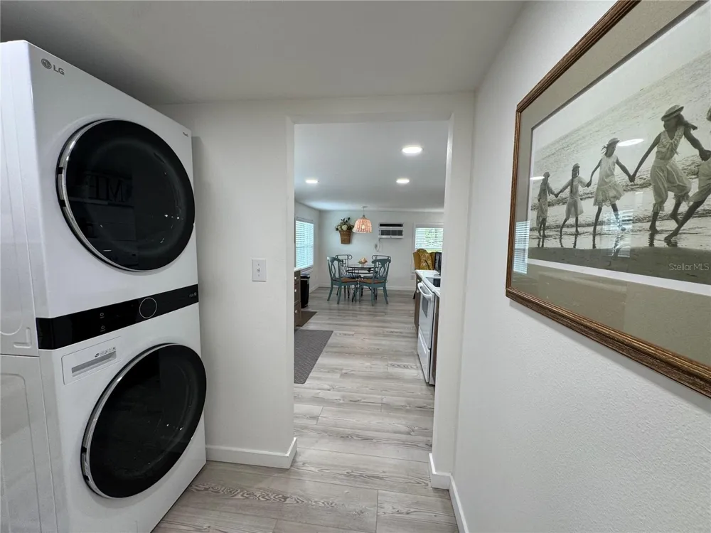 1357 LAKESHORE DRIVE Mount Dora, FL 32757