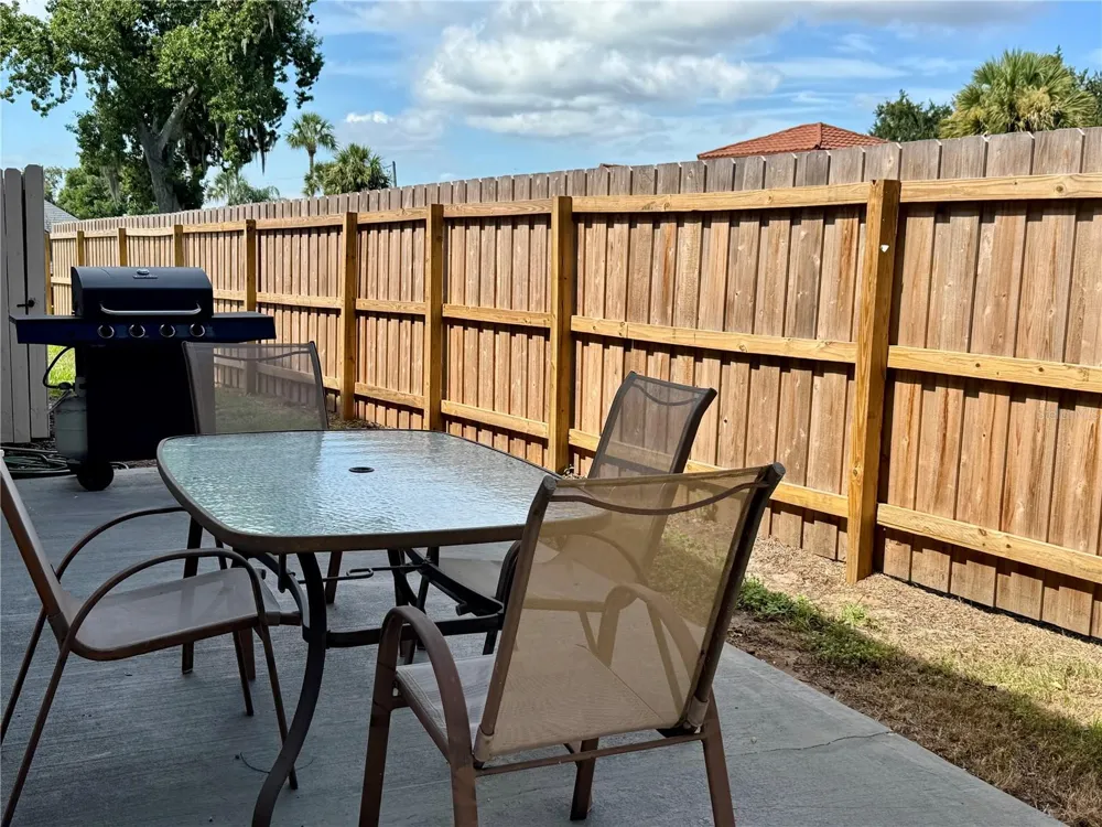 1357 LAKESHORE DRIVE Mount Dora, FL 32757