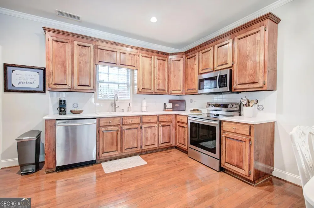 618 Manor WAY Cartersville, GA 30120