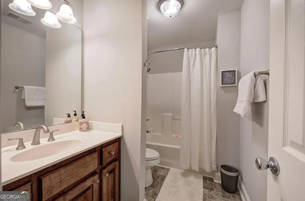 618 Manor WAY Cartersville, GA 30120