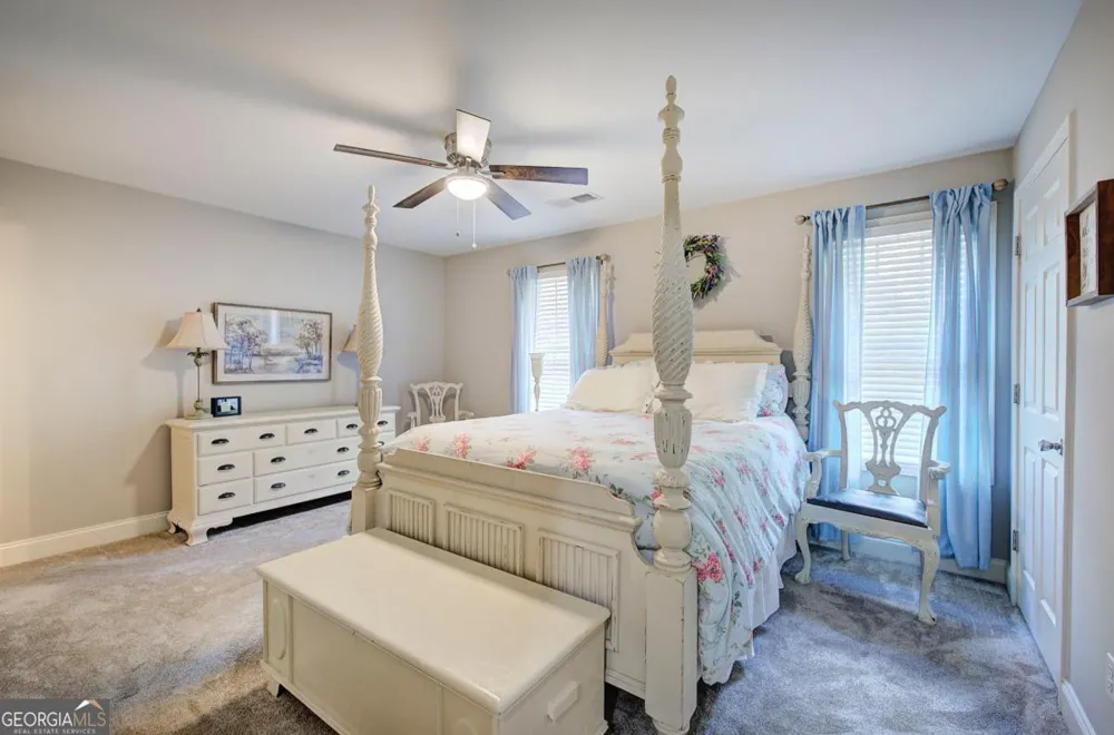 618 Manor WAY Cartersville, GA 30120