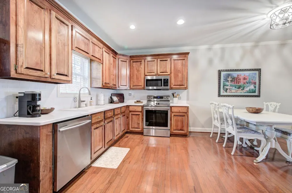 618 Manor WAY Cartersville, GA 30120