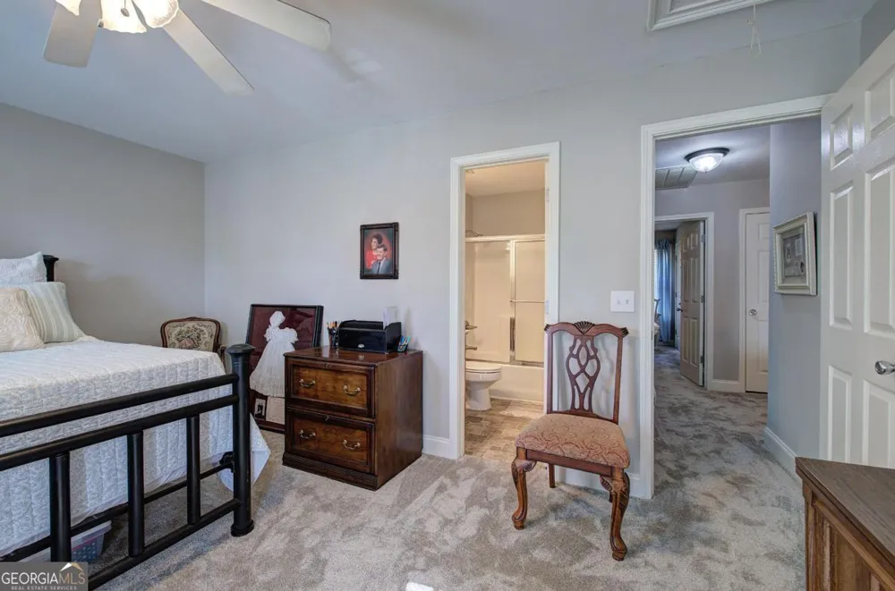 618 Manor WAY Cartersville, GA 30120