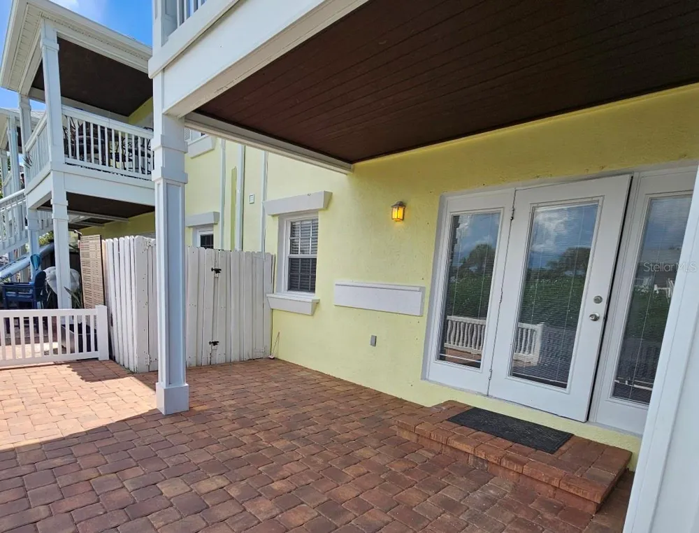 4728 BEACH DRIVE SE #B St Petersburg, FL 33705