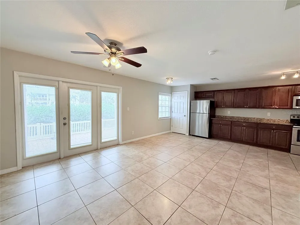 4728 BEACH DRIVE SE #B St Petersburg, FL 33705