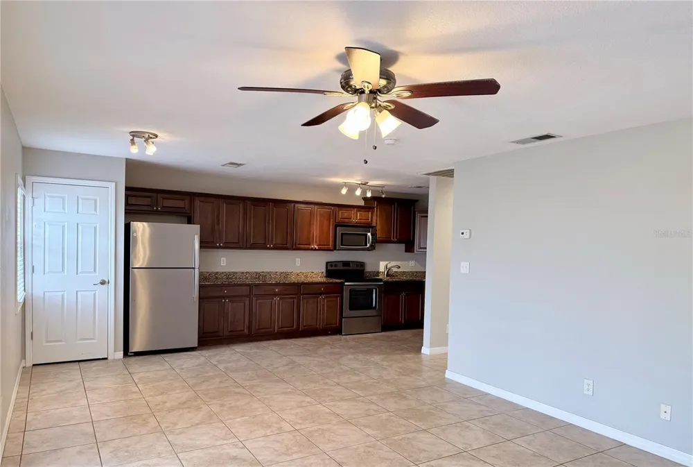 4728 BEACH DRIVE SE #B St Petersburg, FL 33705